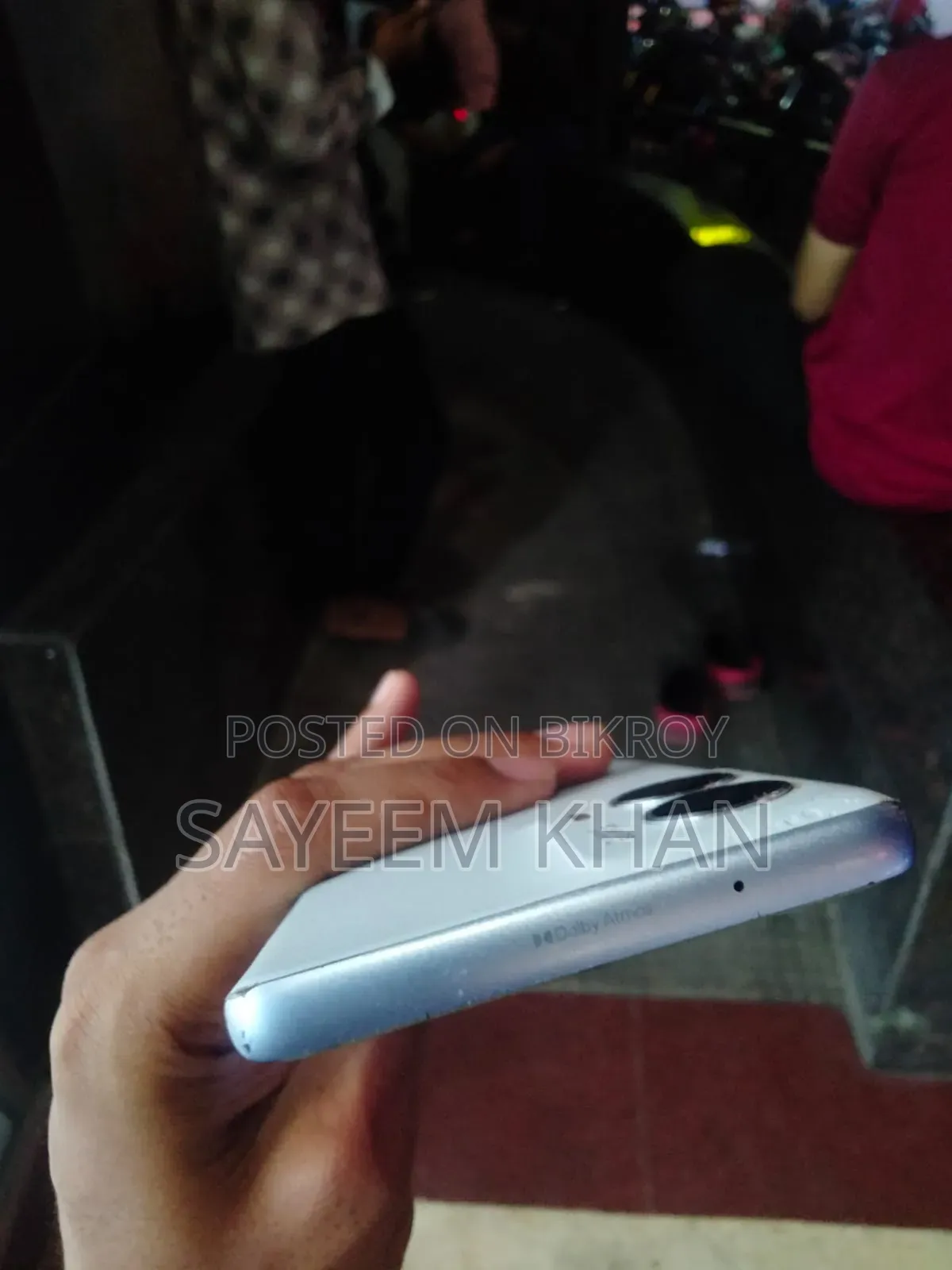 মোটর চলা এজ ৫০ ফিউশন ২৫৬ জিবি সাদা