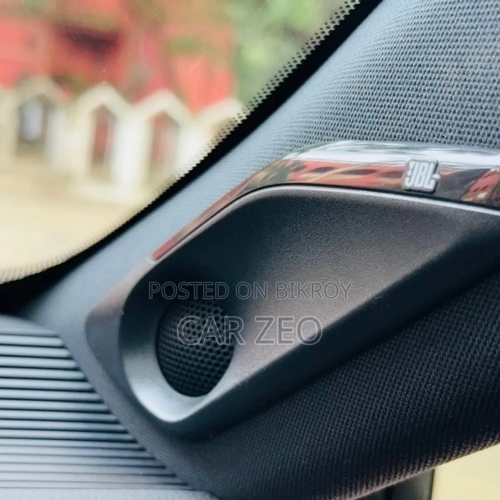 Toyota Harrier 2.5 Hybrid 2020 Pearl