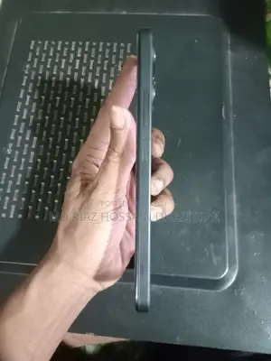 রিয়েলমি নোট ৭০টি ১২৮ জিবি কালো