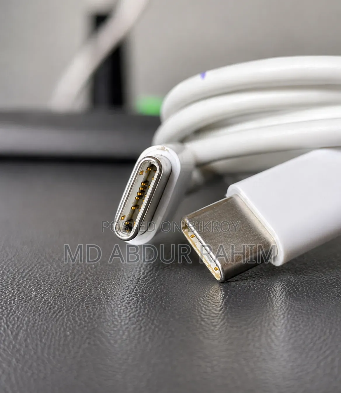 Apple iPad Mini 6, Original Charger. 20W USB-C Adapter (Model: A2305)