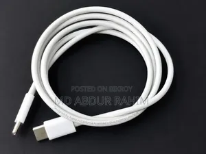 Apple iPad Mini 6, Original Charger. 20W USB-C Adapter (Model: A2305)