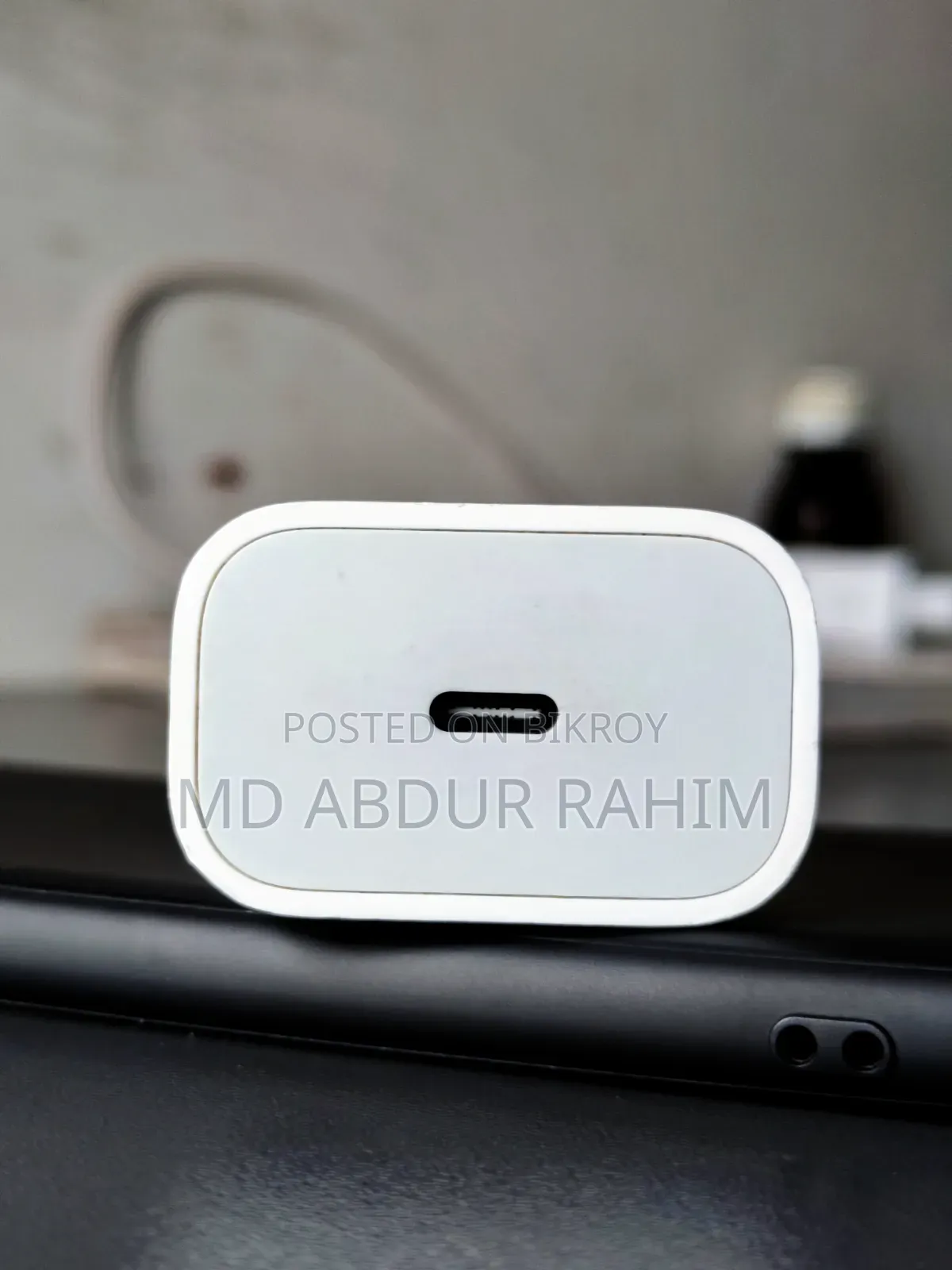 Apple iPad Mini 6, Original Charger. 20W USB-C Adapter (Model: A2305)