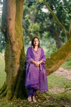 কোটা কাপড়ের উপর জ‍্যরিসুতার কাজ