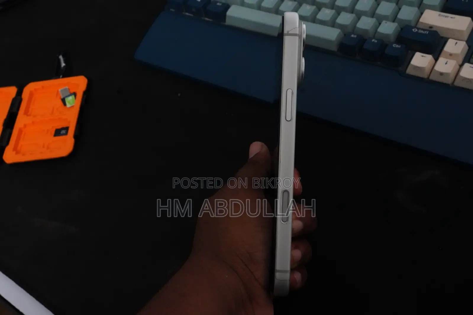 অ্যাপল আইফোন ১৭ প্রো ম্যাক্স ২৫৬ জিবি হোয়াইট