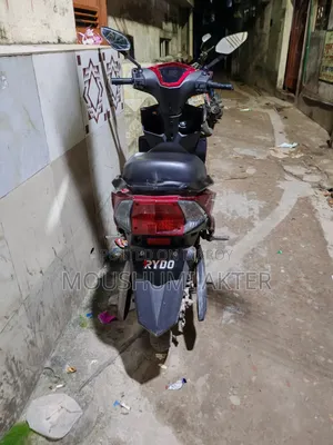 মোটরসাইকেল ২০২৬ রেড