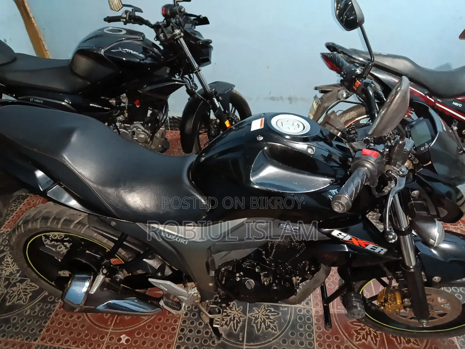 Suzuki Bike 2024 Black