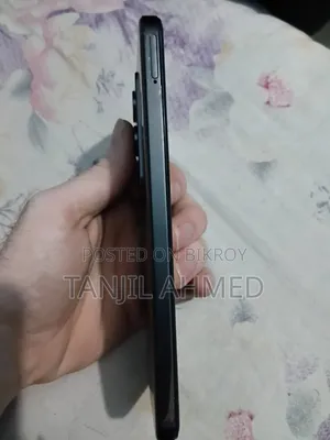 রিয়েলমি ১৫টি ১২৮ জিবি ব্ল্যাক