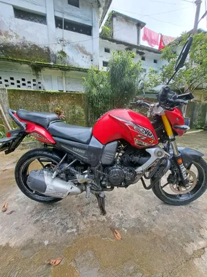 Yamaha FZ 2014 Red