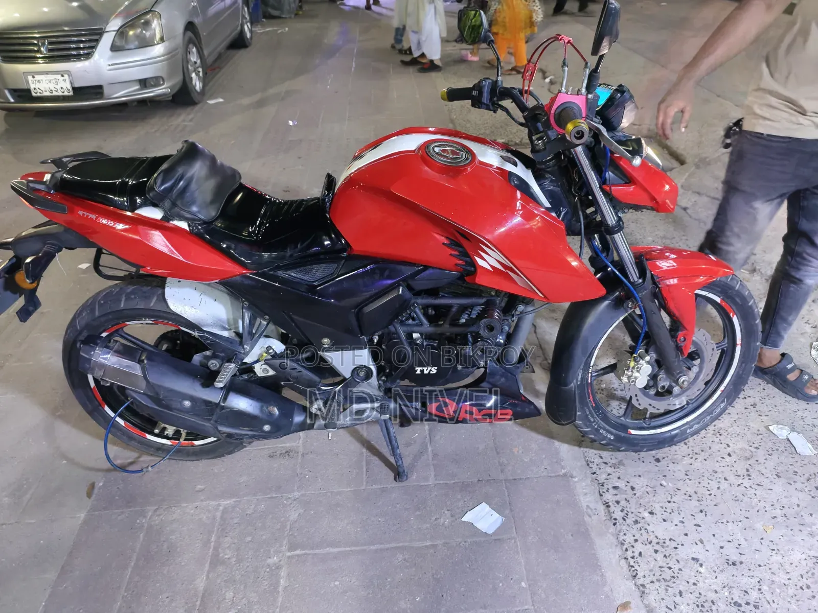 TVS Apache 160 4V 2022 Red