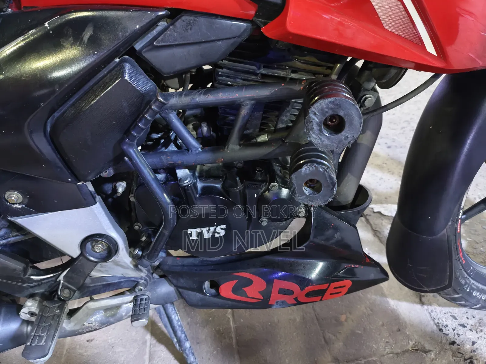 TVS Apache 160 4V 2022 Red