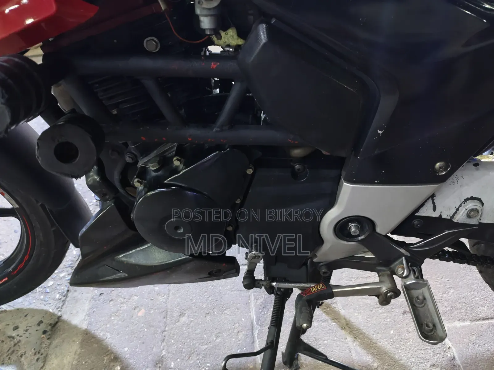 TVS Apache 160 4V 2022 Red