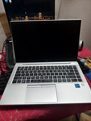 Laptop HP EliteBook 840 G8 16GB RAM Intel Core i5 Processor 512GB SSD