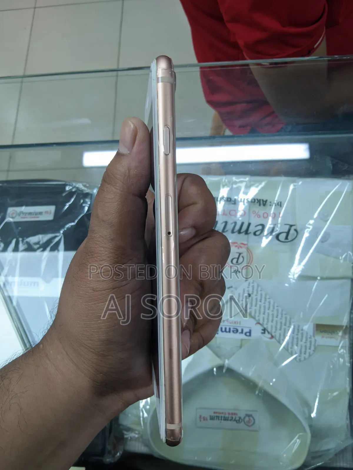 Apple iPhone 8 Plus 64 GB Gold