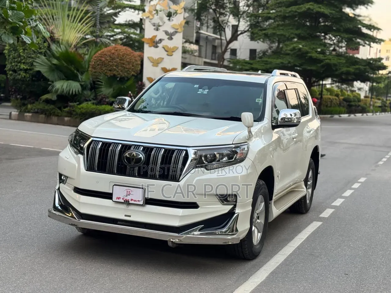Toyota Land Cruiser Prado 2017 Pearl