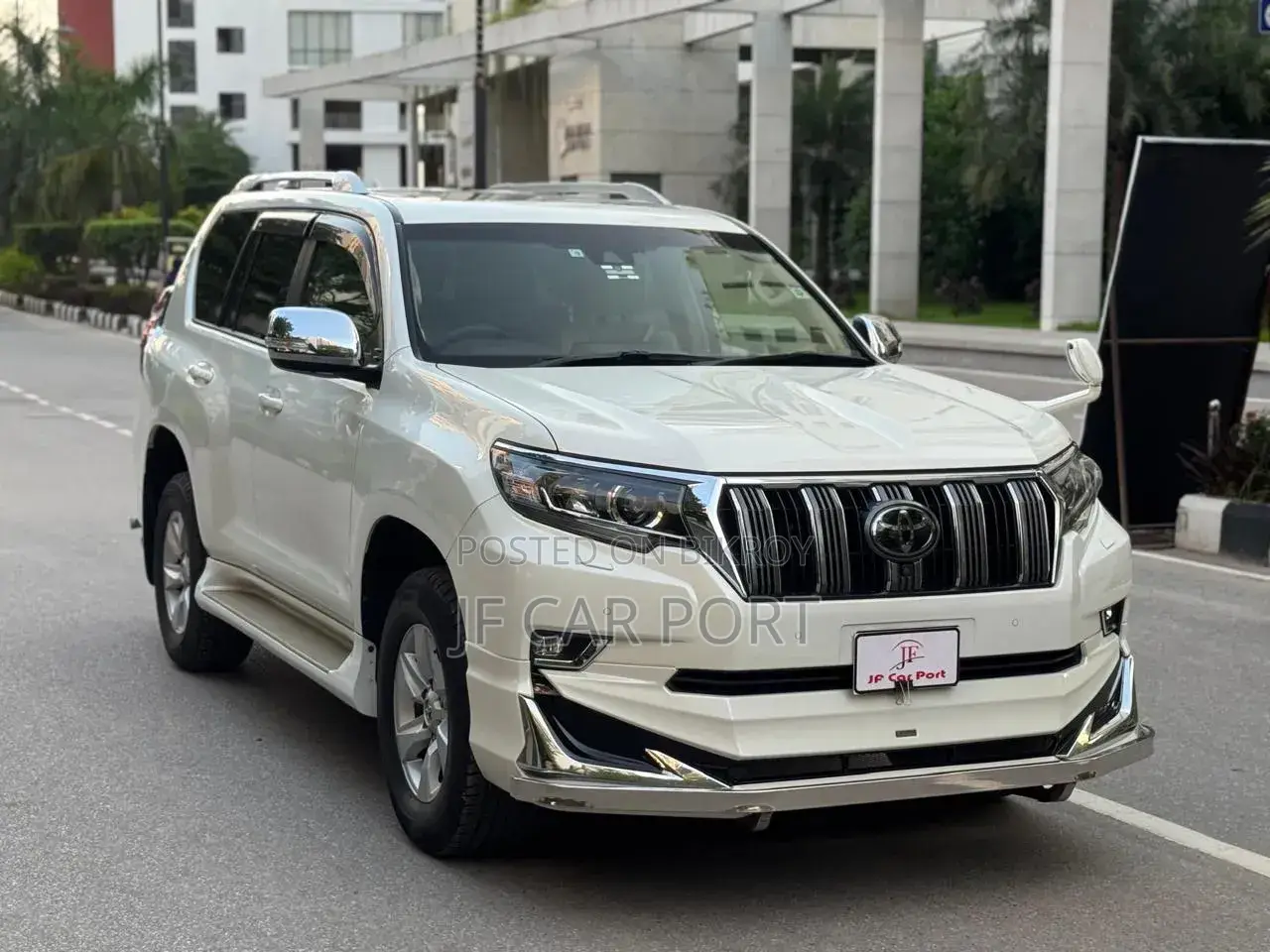Toyota Land Cruiser Prado 2017 Pearl
