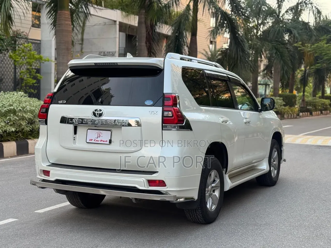 Toyota Land Cruiser Prado 2017 Pearl