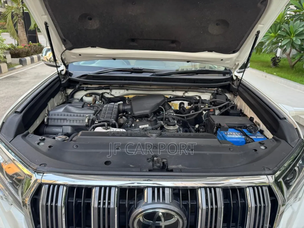 Toyota Land Cruiser Prado 2017 Pearl