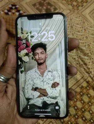 Apple iPhone X 64 GB White
