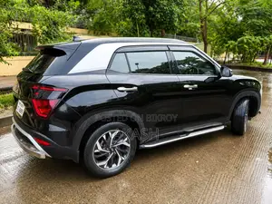 হুন্ডাই ক্রেটা ২০২৩ কালো