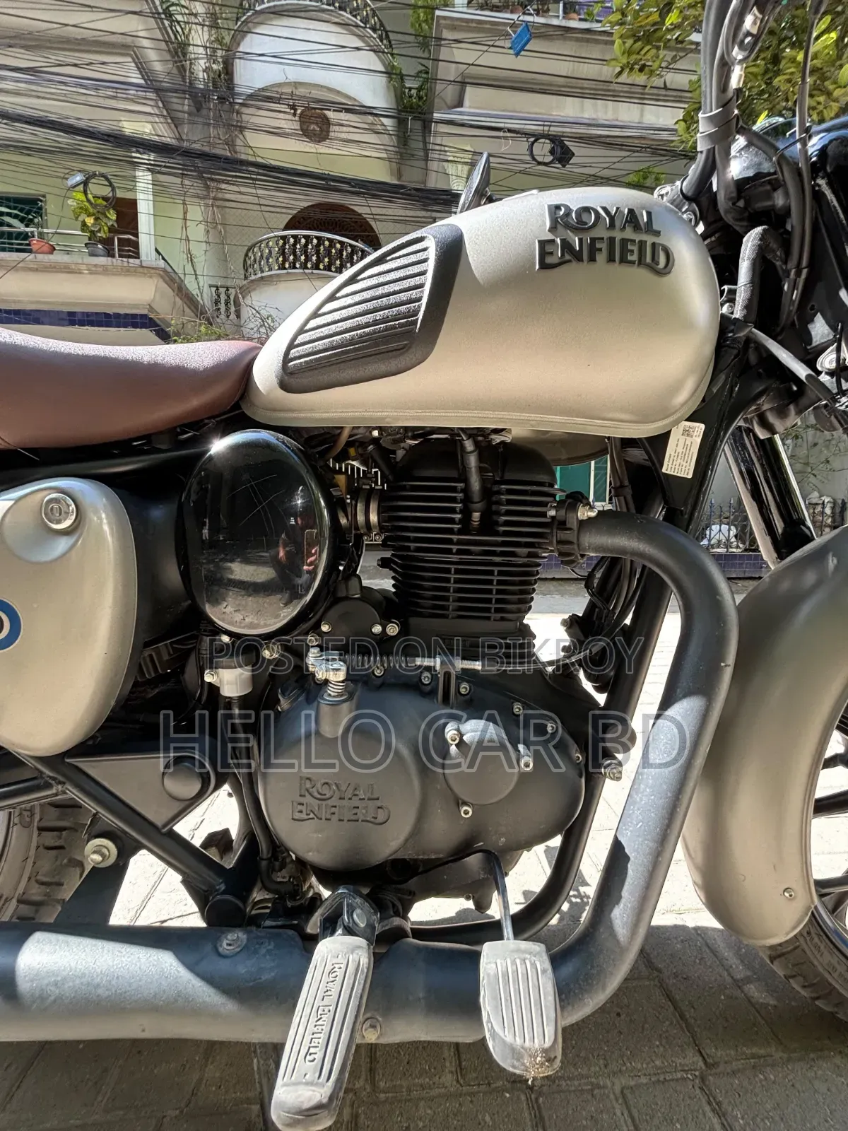 Royal Enfield Classic 350 2025 Gray