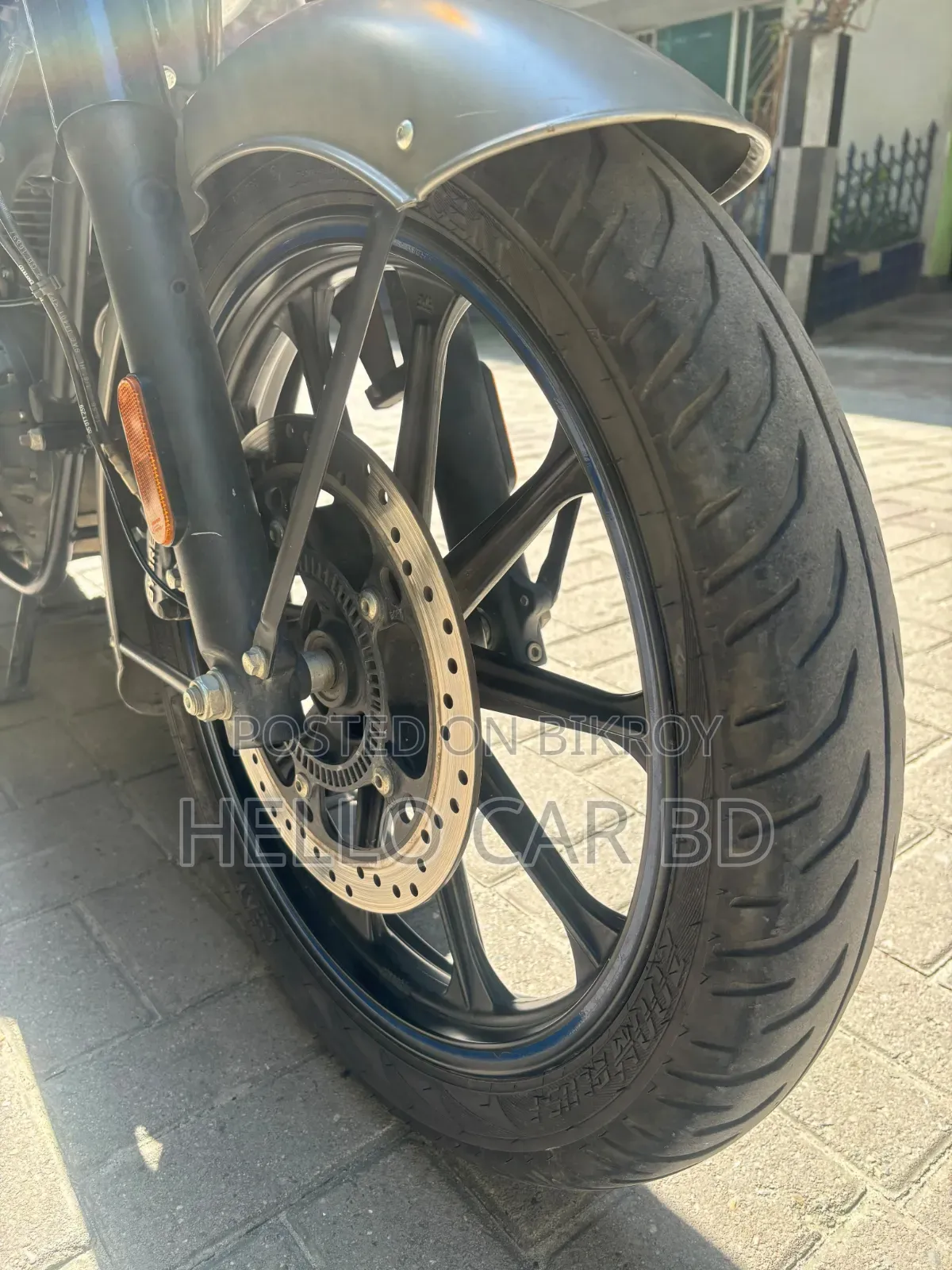 Royal Enfield Classic 350 2025 Gray