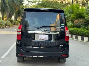 Toyota Noah 2012 Black