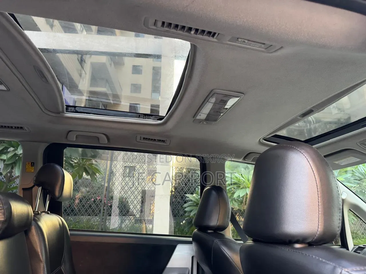 Toyota Noah 2012 Black