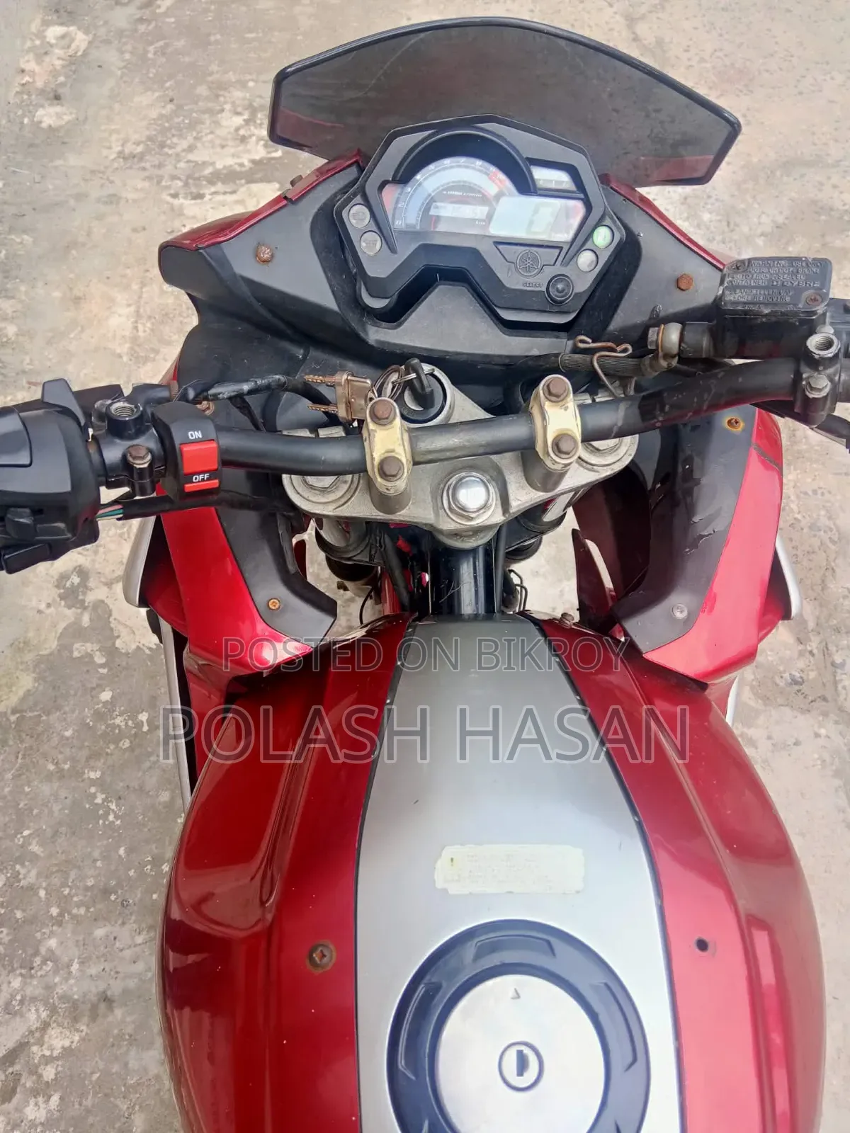 ইয়ামাহা এফজে ২০১১ রেড