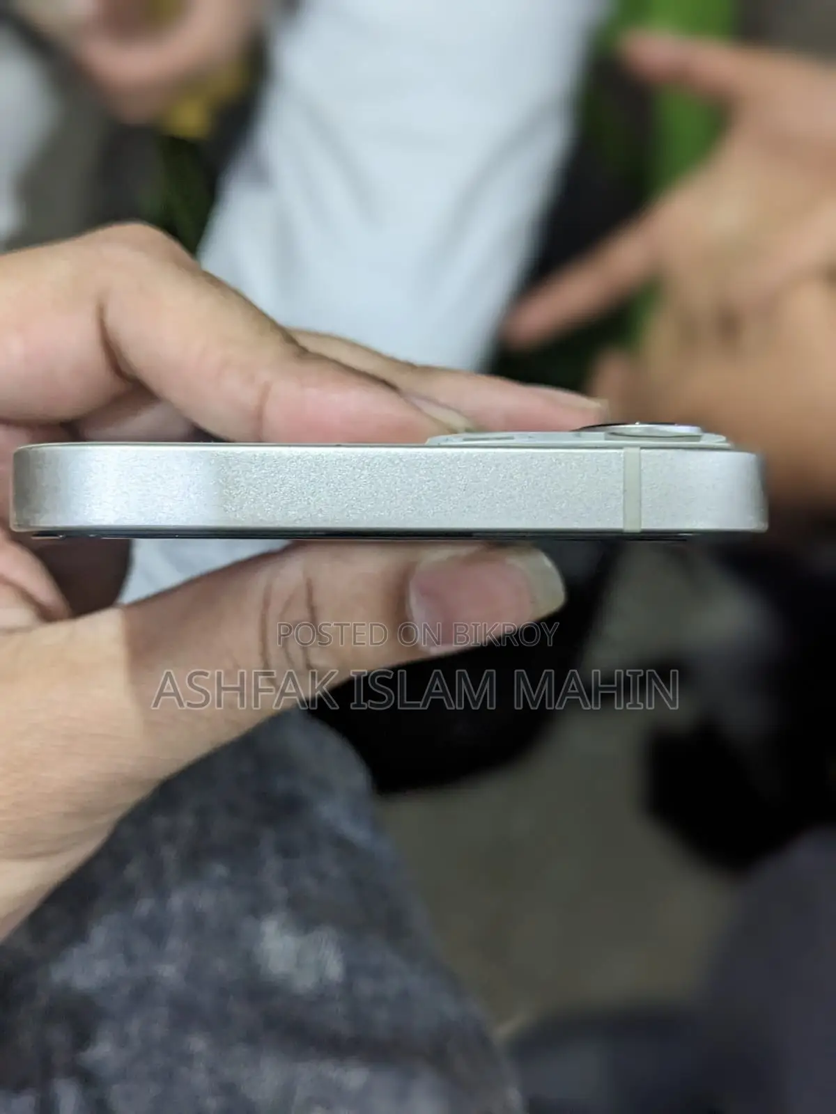 অ্যাপল আইফোন ১৩ ১২৮ জিবি সাদা