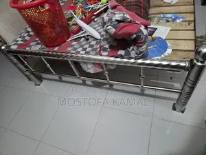 স্টিল বেড ৫/৭ ফুট ভালো কন্ডিশন