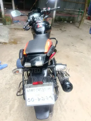 বাজাজ পালসার ১৫০ ২০২০ ব্ল্যাক