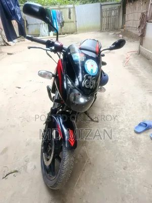 বাজাজ পালসার ১৫০ ২০২০ ব্ল্যাক