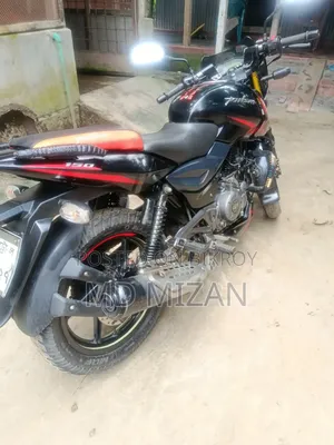 বাজাজ পালসার ১৫০ ২০২০ ব্ল্যাক
