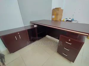 এক্সিকিউটিভ অফিস ডেস্ক
 রঙ: ডার্ক ব্রাউন মডার্ন এক্সিকিউটিভ ডিজাইন