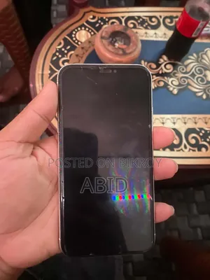 Apple iPhone XR 64 GB White