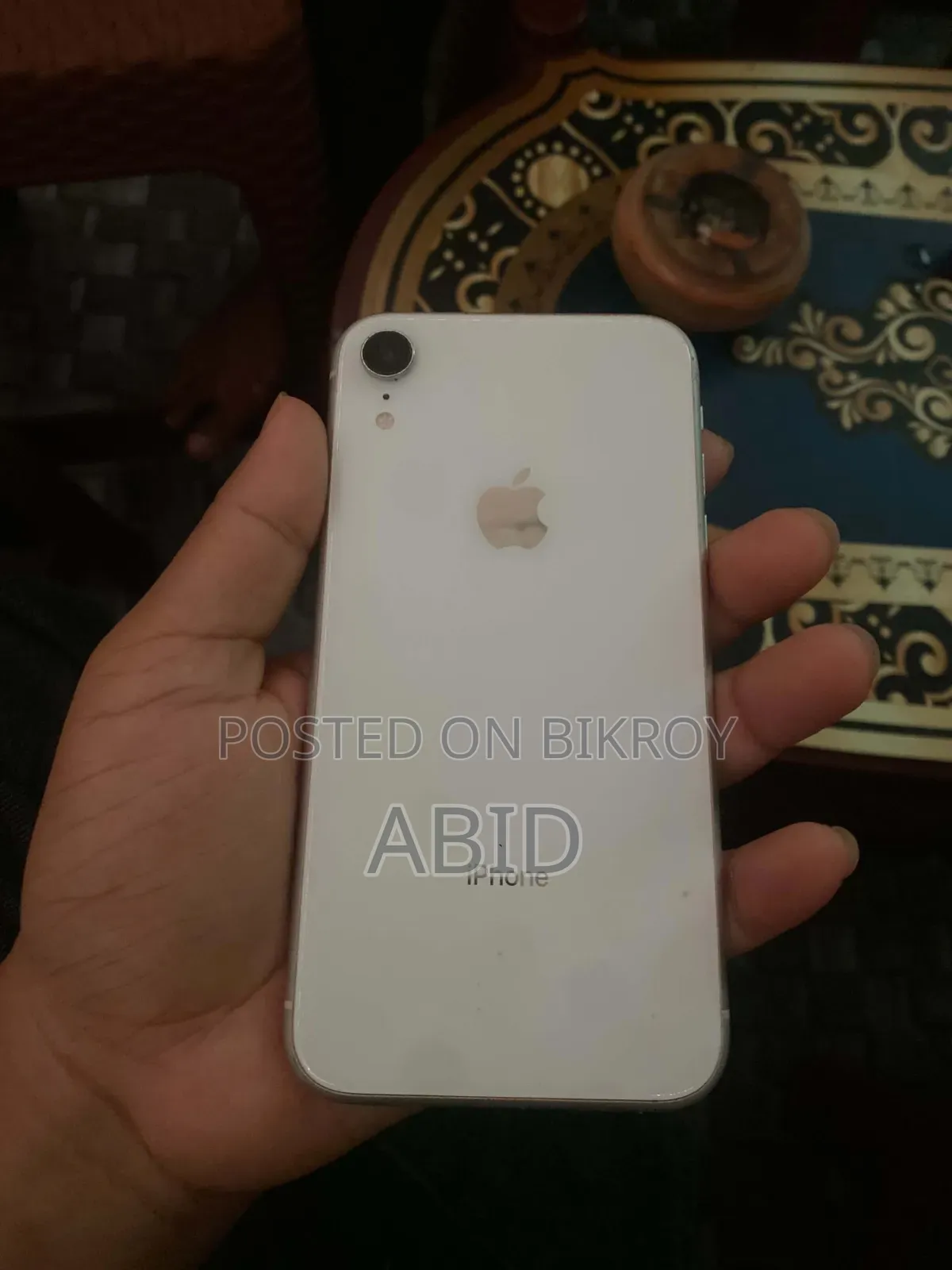 Apple iPhone XR 64 GB White