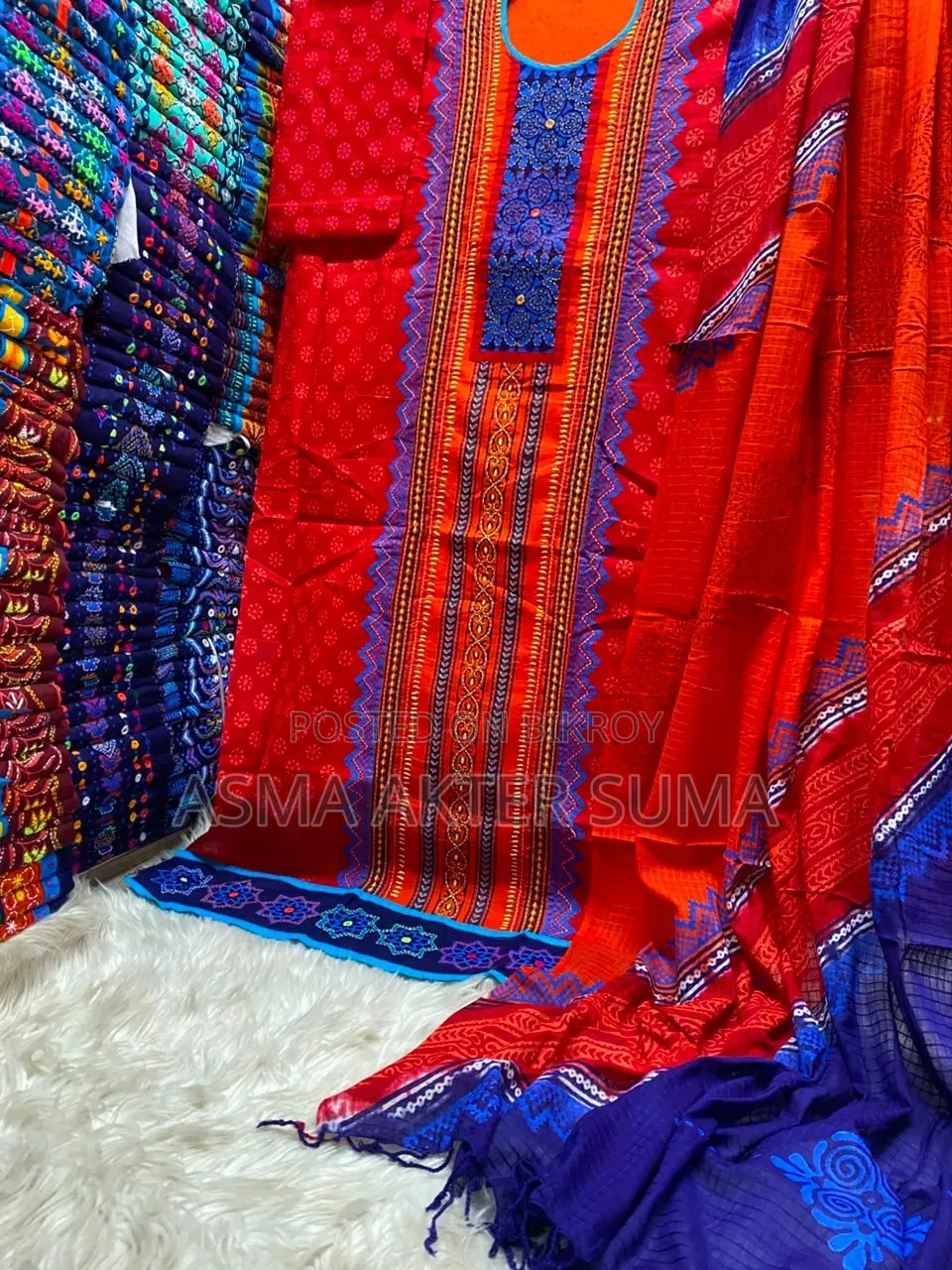 আড়ং হাতের কাজের থ্রি পিস