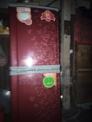 Walton WFF-2A3 213 Liter Top-Freezer Refrigerator