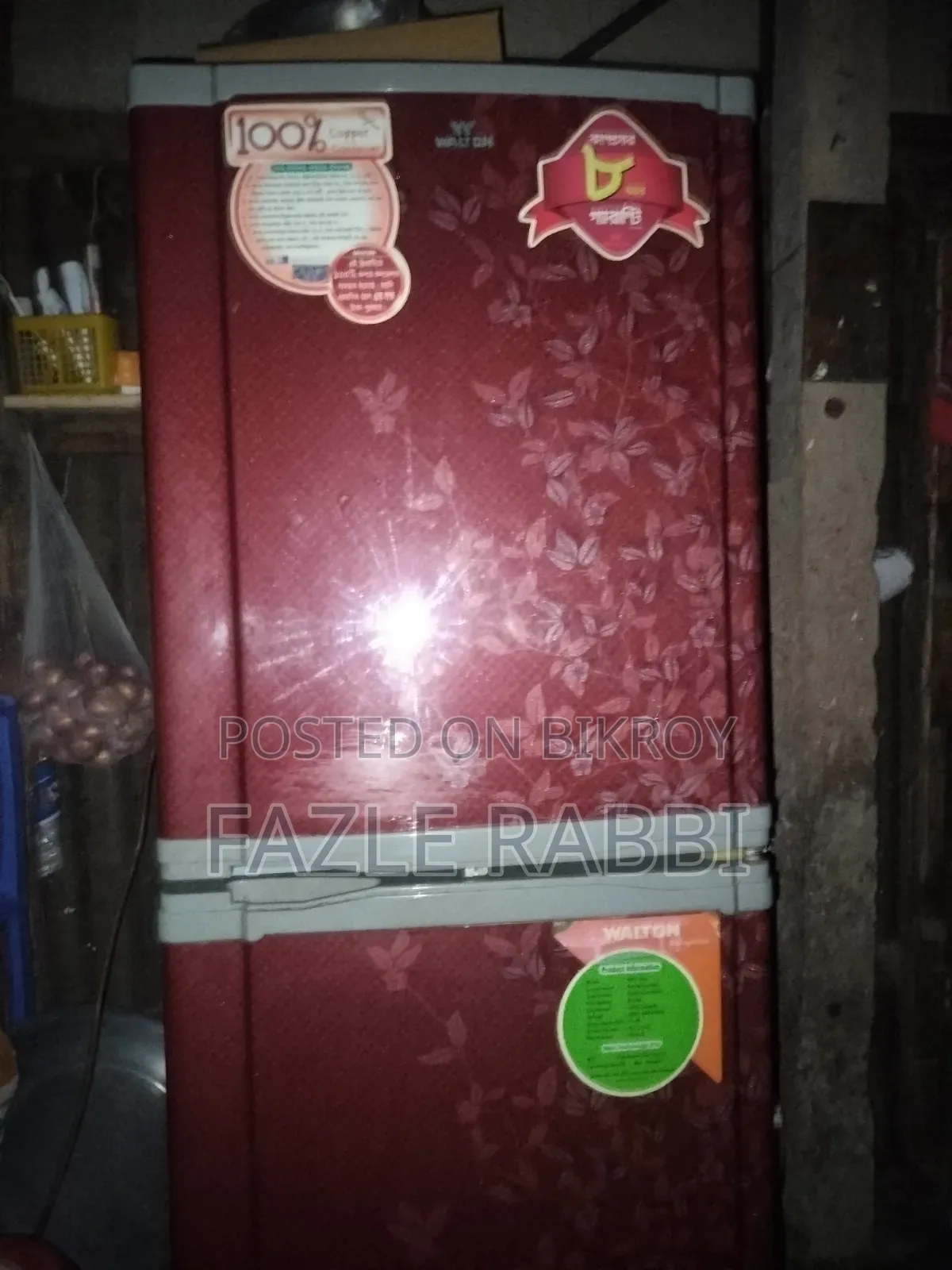 Walton WFF-2A3 213 Liter Top-Freezer Refrigerator