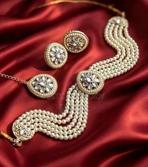 Kundan Choker Set