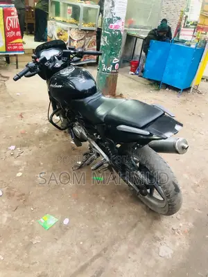Bajaj Pulsar 220 F 2014 Black