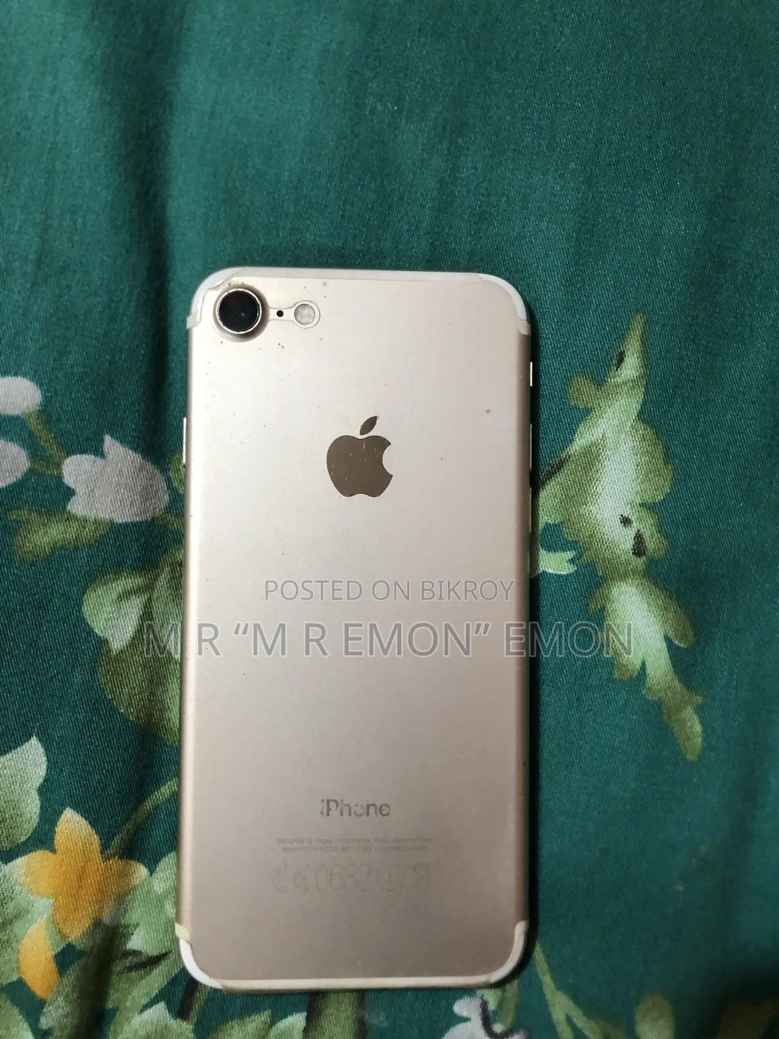 Apple iPhone 7 128 GB Gold
