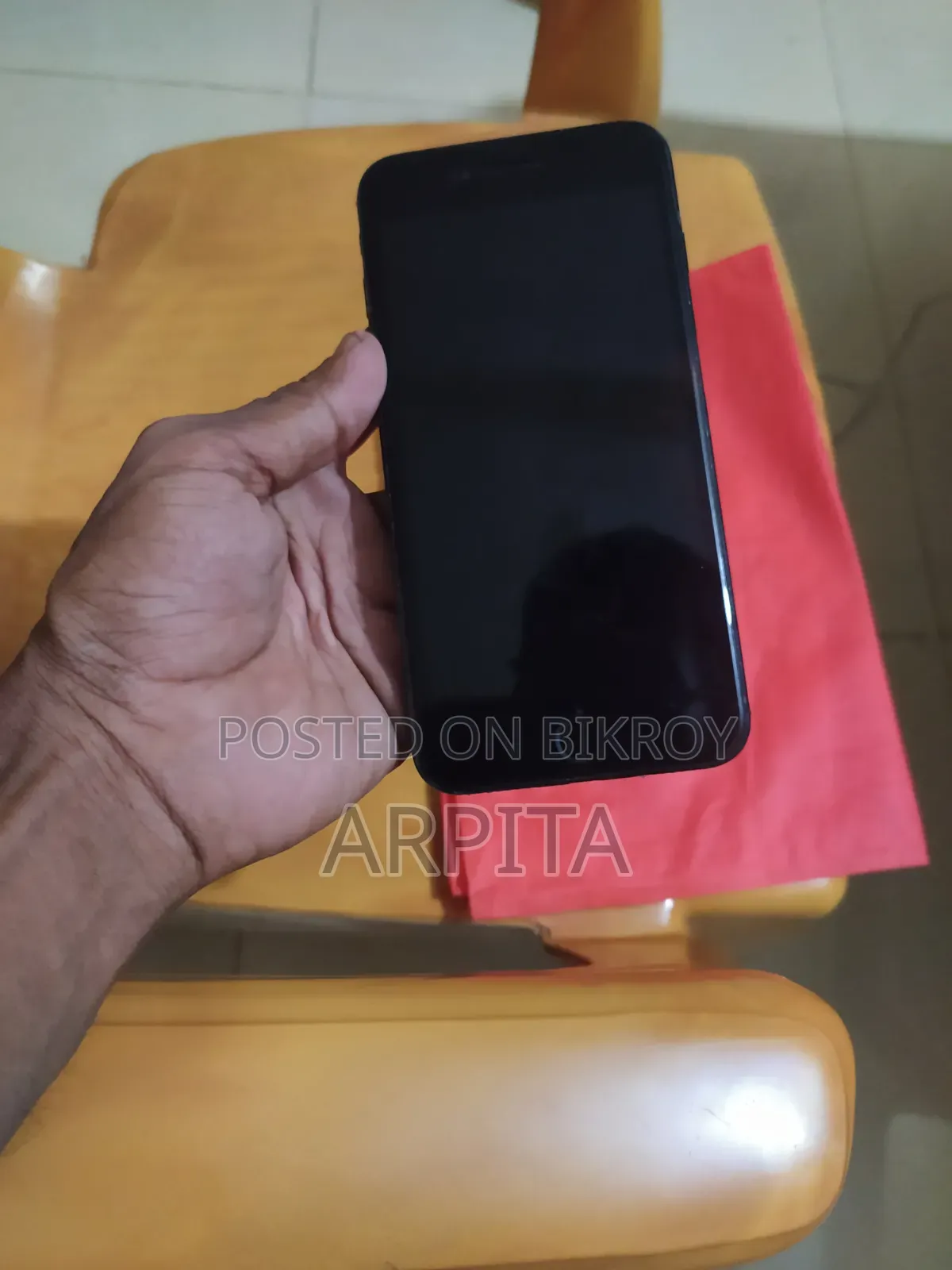 অ্যাপল আইফোন ৭ প্লাস ৩২ জিবি হোয়াইট