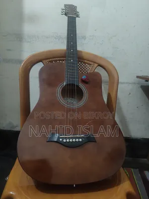 অ্যাকোস্টিক কাটঅ্যাওয়ে গিটার বিক্রয়ের জন্য
