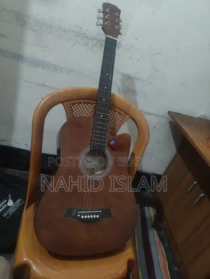 অ্যাকোস্টিক কাটঅ্যাওয়ে গিটার বিক্রয়ের জন্য