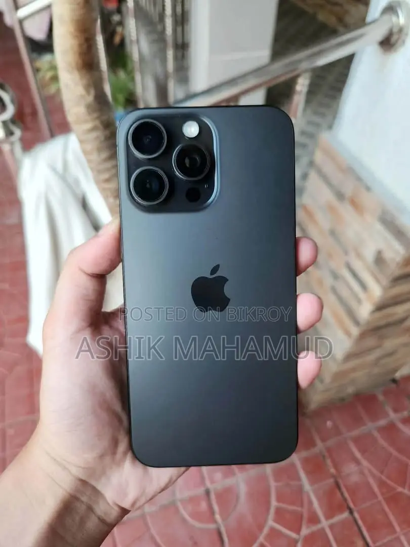 অ্যাপল আইফোন ১৫ প্রো ম্যাক্স ২৫৬ জিবি ব্ল্যাক