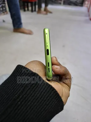 মোটোরোলা এজ ৫০ ফিউশন ১২৮ জিবি