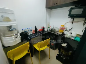 ৫০০ বর্গফুট সম্পূর্ণ বাণিজ্যিক স্থান