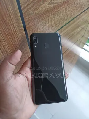 Samsung Galaxy A20 64 GB Black