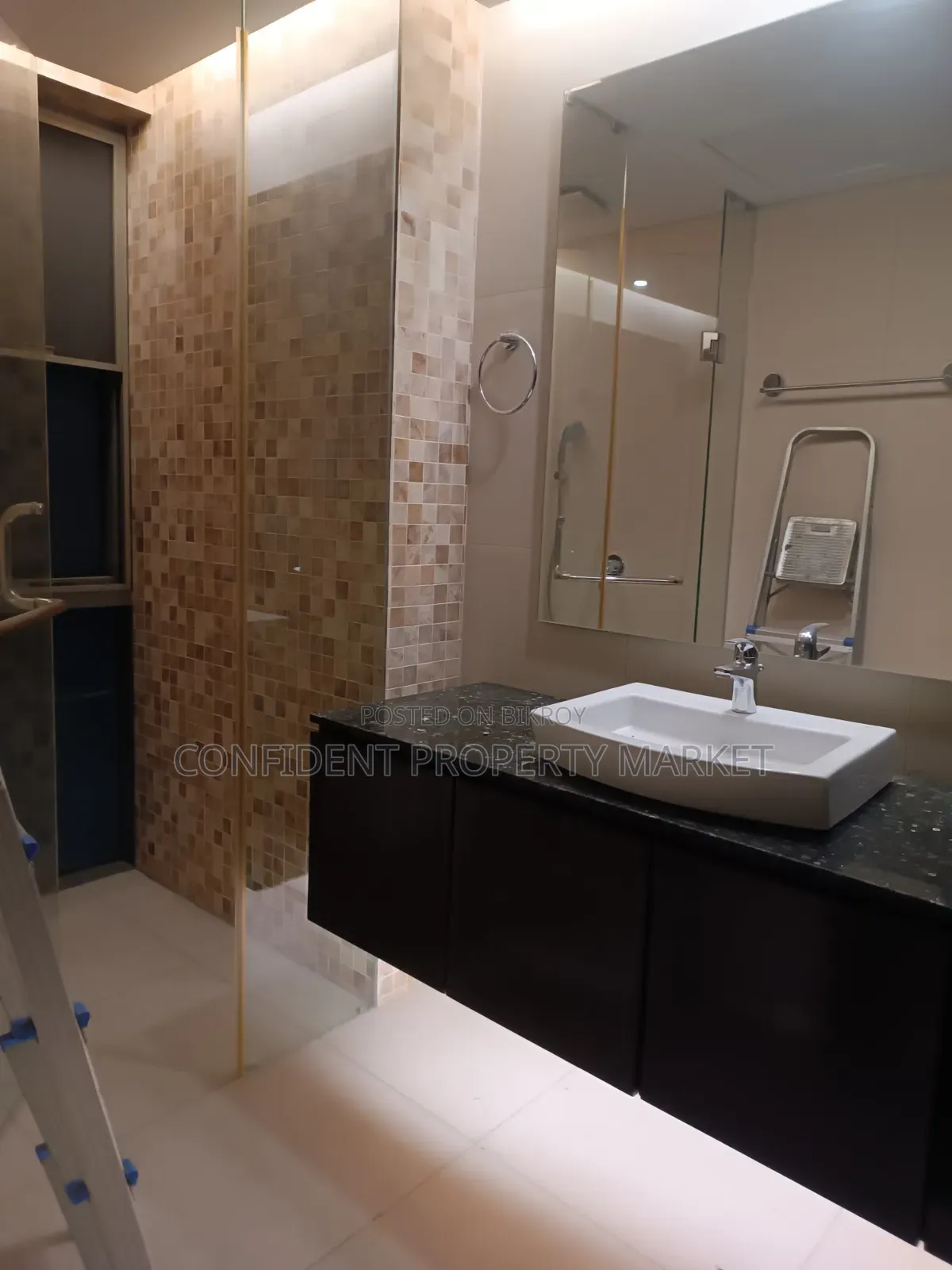 4 Bedroom Apartment in Gulshan for Rent